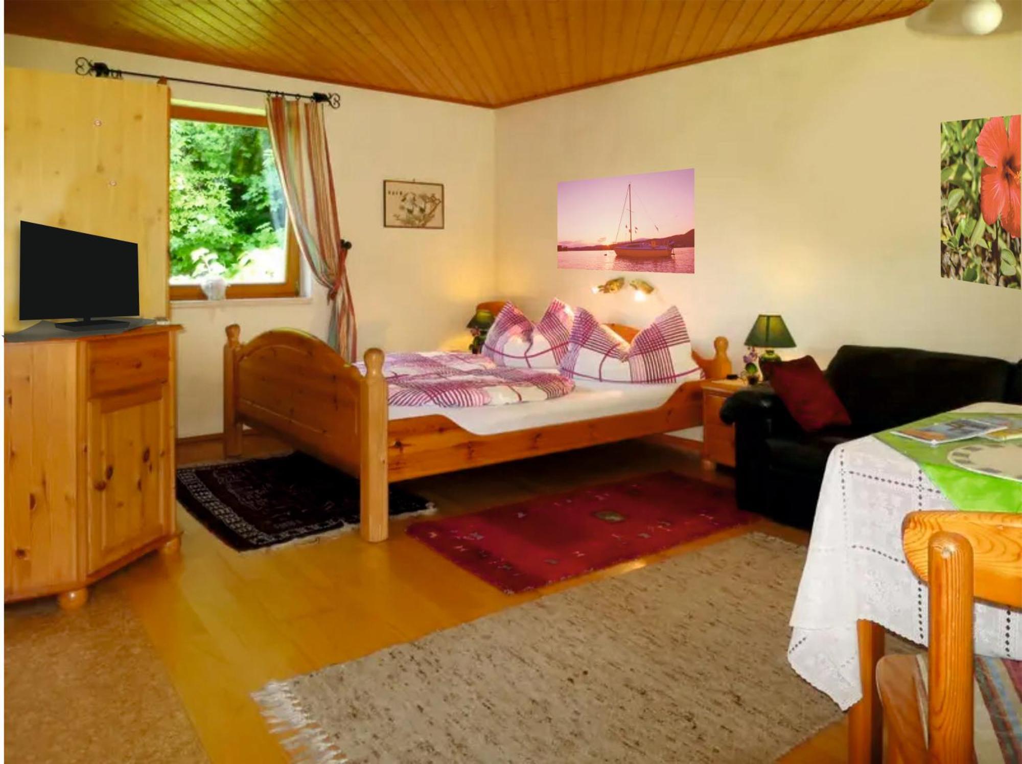 Ferienwohnung Schellander Privatstrand Фельден-ам-Вёртер-Зе Экстерьер фото